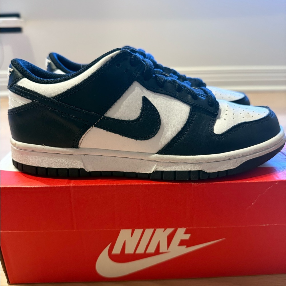 Nike Dunk, Pandas Size 7.5 Women’s!